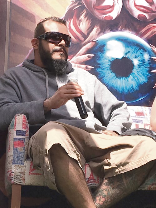 ”Si quieren salirse, háganlo, no hay problema; es una película no para todos los ojos y orejas”, dijeron Lex (foto) y Abigaíl en su paso por en Feratum. (CÉSAR HUERTA. EL UNIVERSAL)