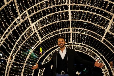 Nueva novia de Fernando del Solar cuida de sus hijos