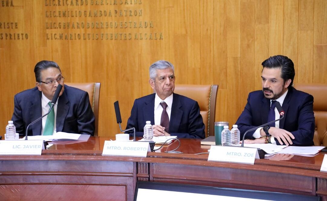 Zoé Robledo titular del IMSS y Roberto Salcedo secretario de la Función Pública en instalación de la Comisión de rendición de cuentas. Foto: