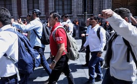 Sección 22 de la CNTE llega a Palacio Nacional para encuentro con Sheinbaum; blindaje sorprende a maestros