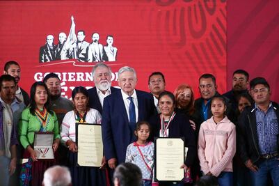AMLO entrega Premio Nacional de Derechos Humanos 2019