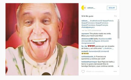 Papa Francisco difunde su primera “selfie”