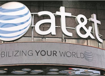 AT&T debe pagar cobros indebidos a 3.8 millones de consumidores