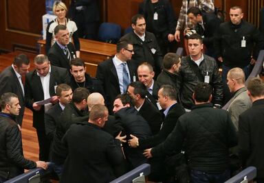 Fracasa primera votación para elegir a Thaci en Kosovo