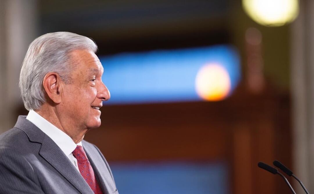 López Obrador envió un abrazo a los familiares de las periodistas asesinadas. Foto: Presidencia