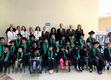 Más de mil 400 niños hospitalizados continúan sus estudios en el IMSS