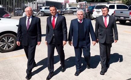 Alejandro Murat llega al Congreso de Oaxaca para entregar Informe 