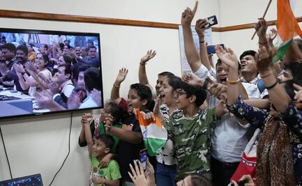 “India dio un paseo por la Luna”: Explorador desciende de nave espacial para estudiar la superficie lunar