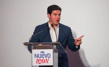 Samuel García firma convenio para reducir emisiones contaminantes en NL