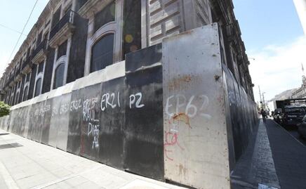 Palacio Legislativo en Edomex blinda acceso principal y ventanales por marcha 8M