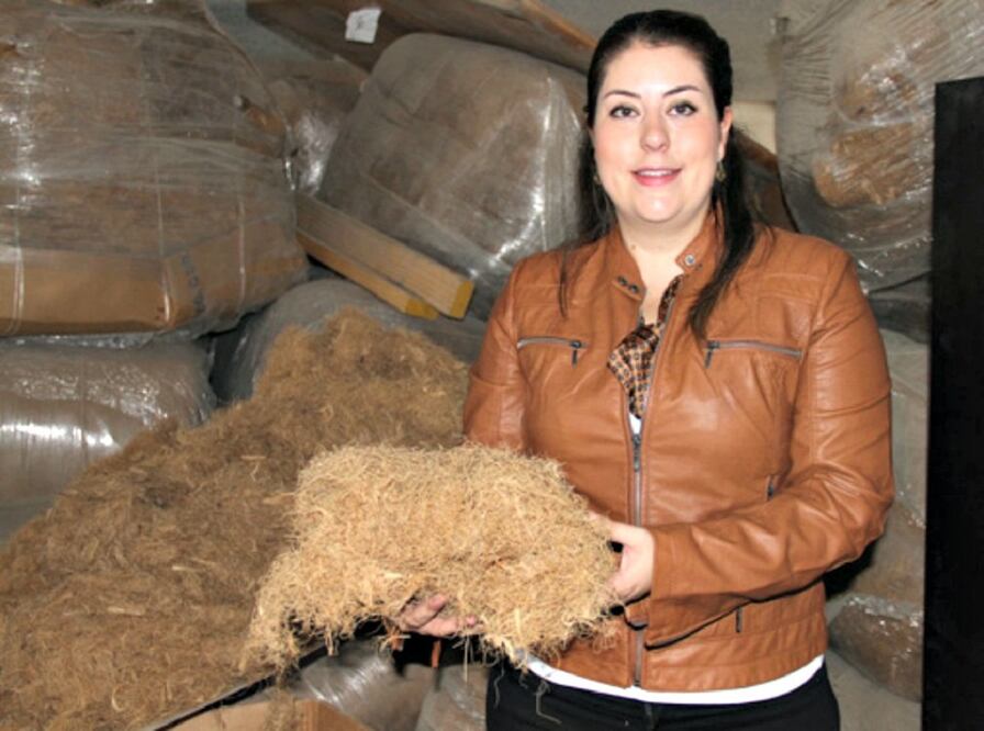 La mexicana que hace plástico con el desperdicio del tequila