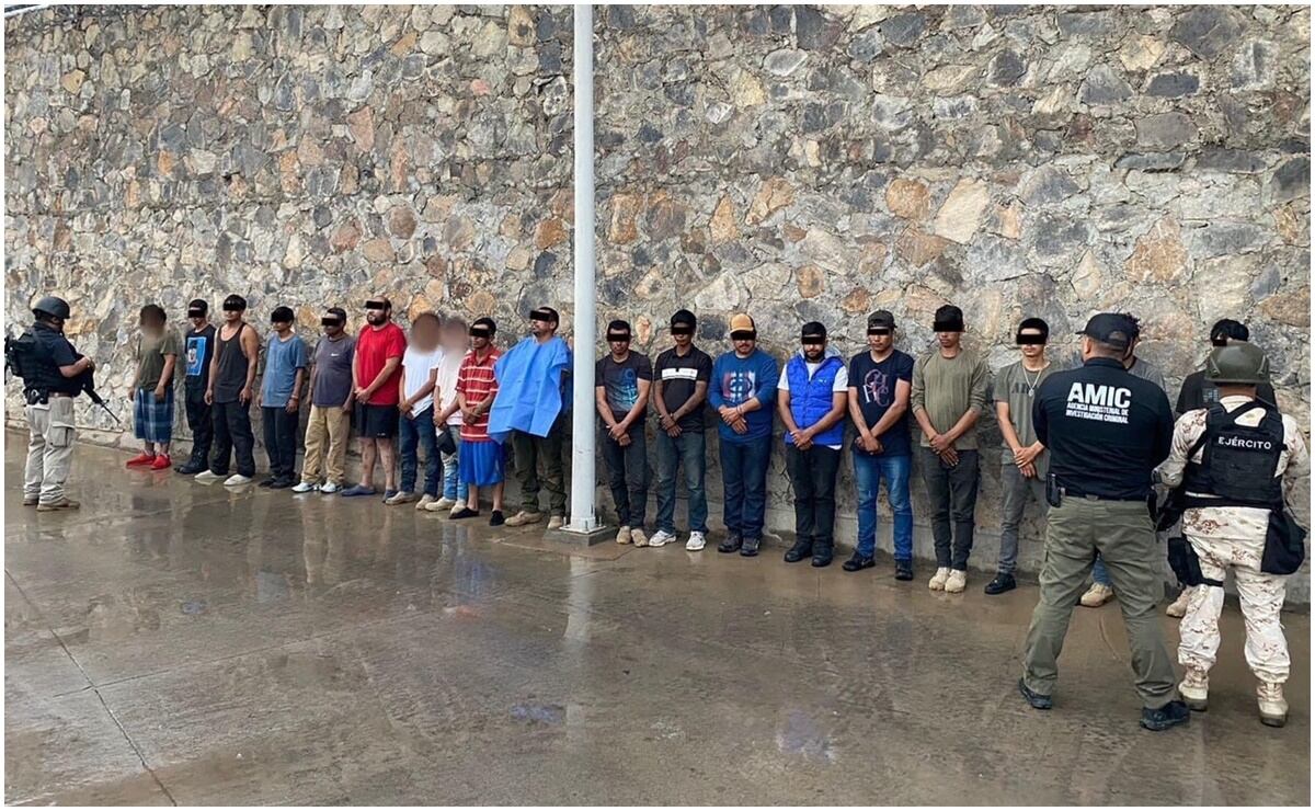 Detienen a 7 menores sicarios en dos operativos de seguridad en el desierto de Sonora. Foto: Especial