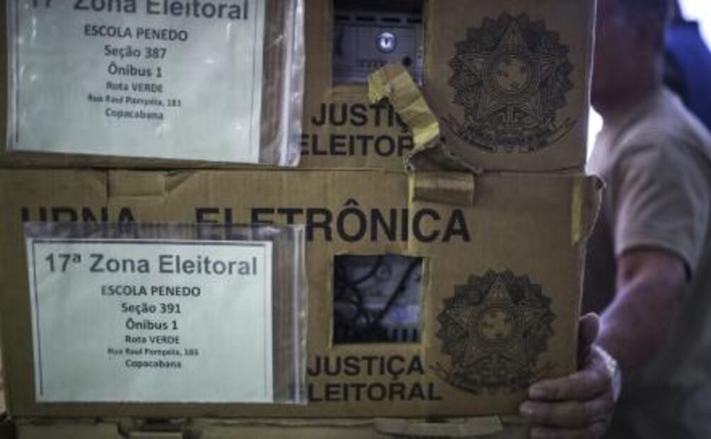 Cierra la mayoría de los colegios electorales de Brasil