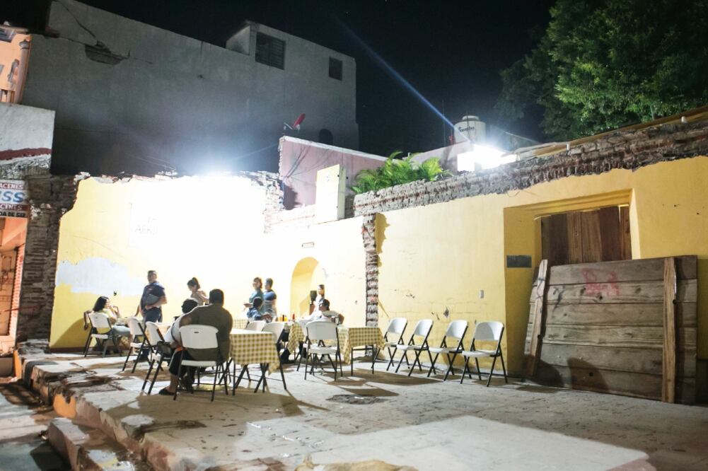 Este lugar se convirtió sin querer, en la bandera de los comerciantes que se levantan solos, sin apoyo institucional. (MARIO ARTURO MARTÍNEZ. EL UNIVERSAL)