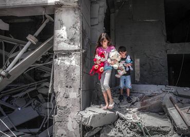 Miles de palestinos huyen de ataques de Israel