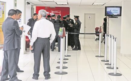 Mujer identifica a empleado de banco como ladrón que le robó $119 mil 