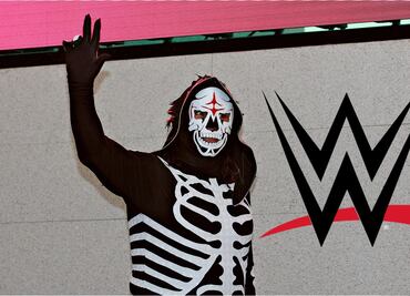 Figura de la WWE elogia el legado de La Parka; "Es mi luchador favorito"