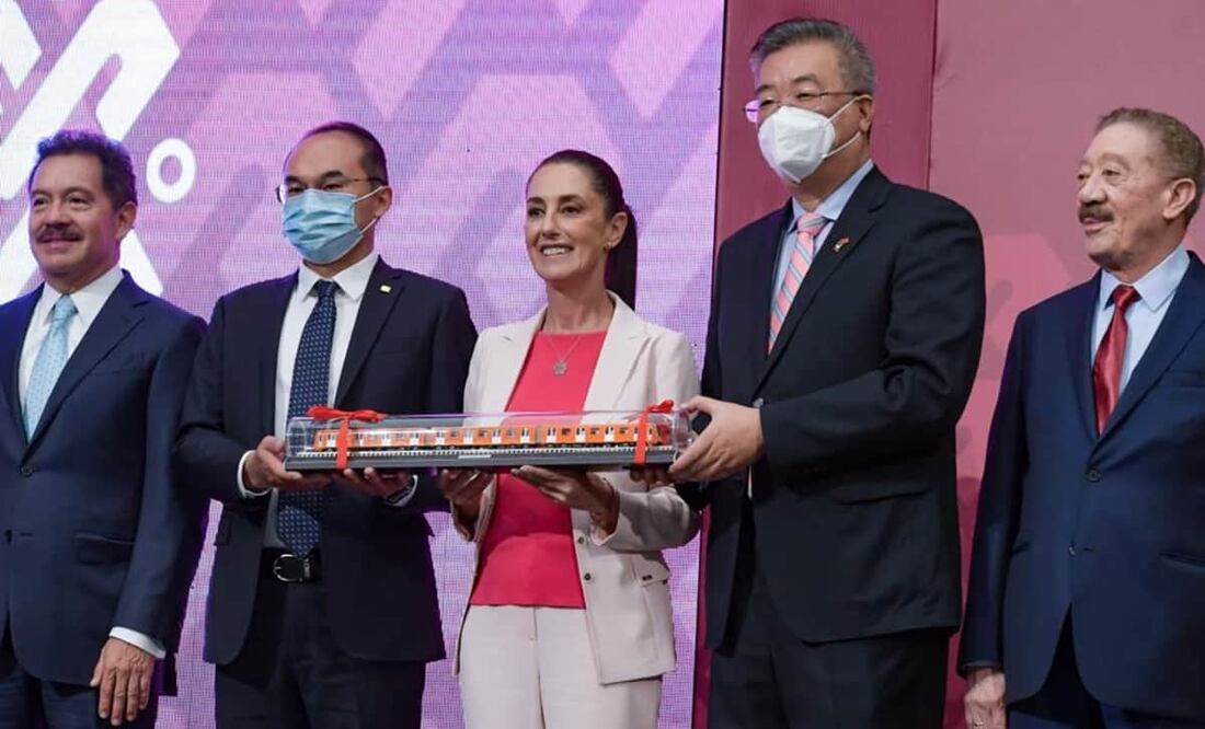 Sheinbaum aseguró que estos trabajos son los más importantes que se han realizado en la Línea 1 desde hace 53 años. Foto: Especial