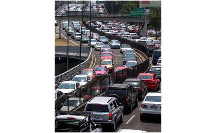 Corte impide a jueces otorgar holograma “0” a autos sin SBD