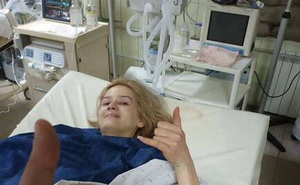 “Hay un tiroteo justo a nuestro lado”: periodista rusa capta momento en que recibe disparo en Ucrania