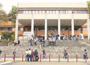 Académicos de UAEM emplazan a huelga por falta de pago de aguinaldo