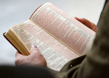 En Utah prohíben la Biblia en primarias y secundarias, ¿por qué?
