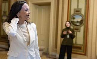 María Corina Machado "presenta" su Nobel de la Paz a Trump; destaca compromiso de EU con la libertad venezolana