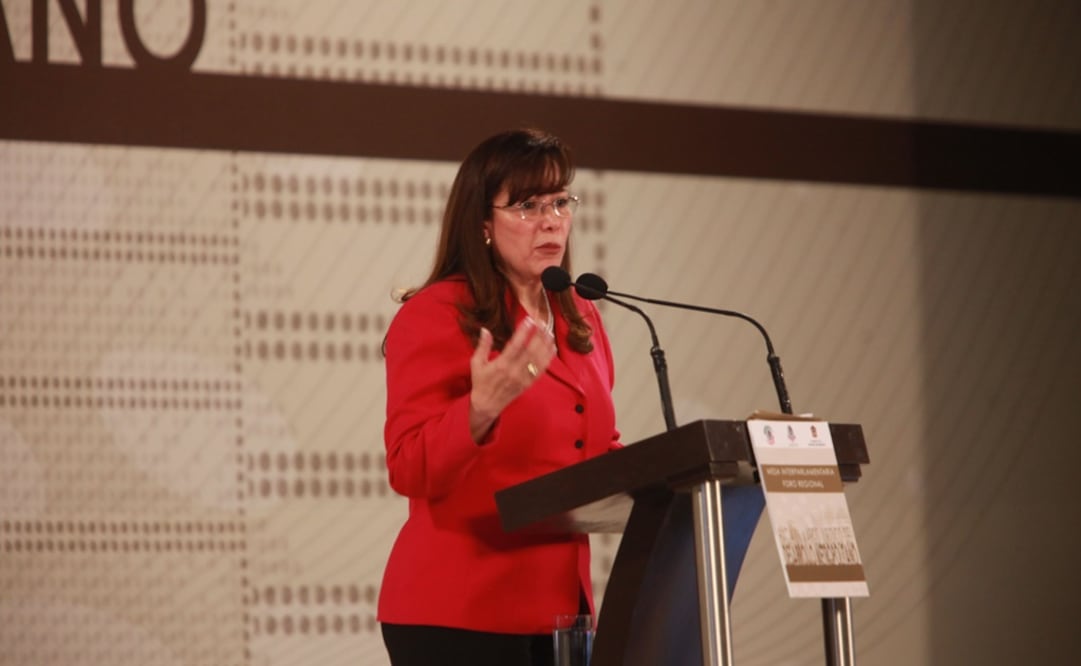 Suma Yeidckol Polevnsky a dirigentes de Morena que apoyaban a Bertha Luján