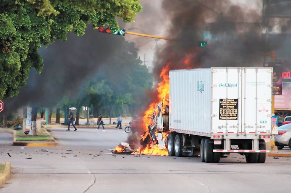 Sobre los bloqueos del 17 de octubre y su relación con la fuga de 51 reos, la Secretaría de Seguridad no descartó que ambos hechos estén relacionados. Foto: ARCHIVO EL UNIVERSAL