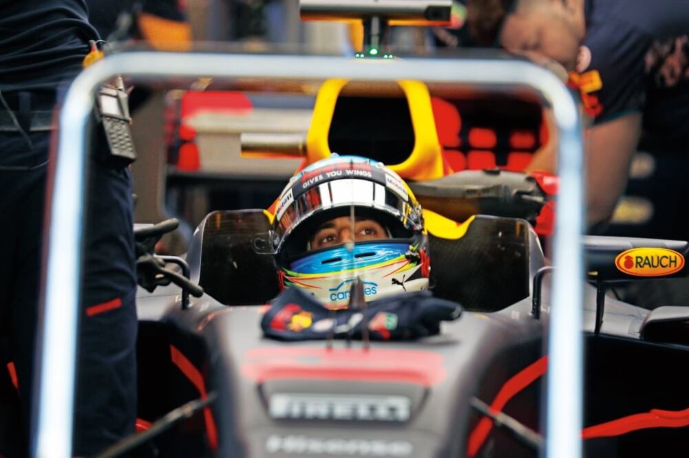 Daniel tiene ventaja de sólo siete puntos sobre Kimi (HASSAN AMMAR. AP)