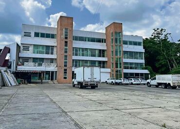 El legislador al que “le gustan los negocios” de su notaría