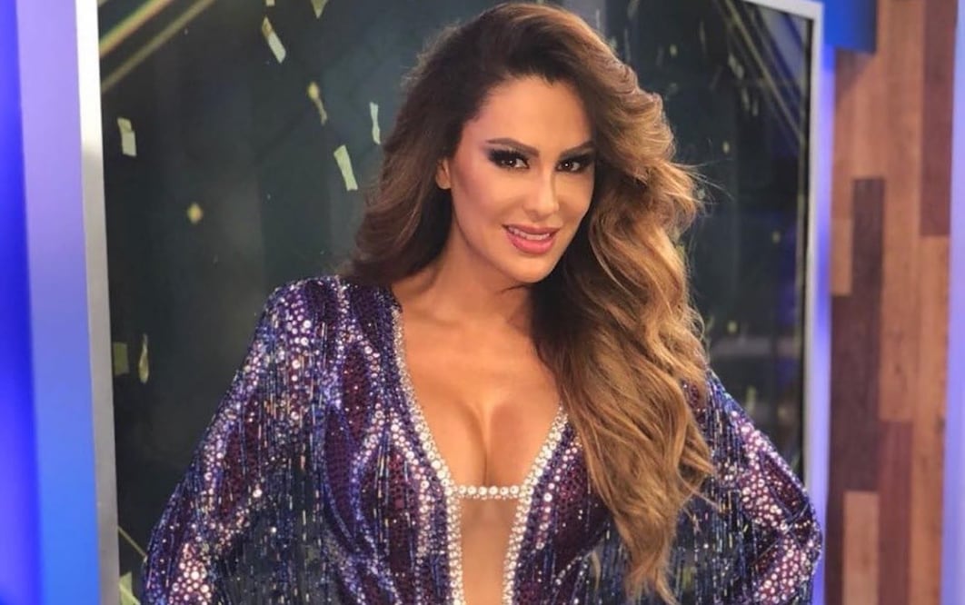 Ninel Conde impacto con escote. Foto: Instagram