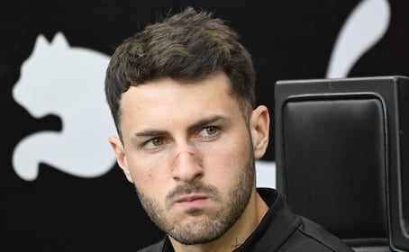 Santiago Giménez se quedó sin minutos en partido del AC Milan ¿Peligra el Mundial?