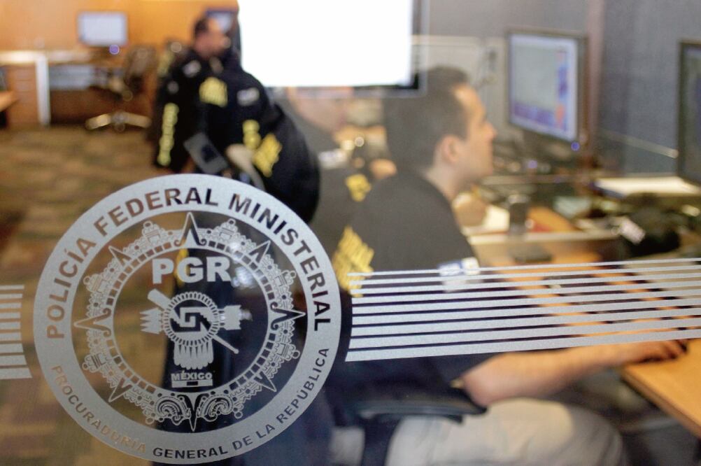 Autoridades aseguran que los casos de servidores públicos de la Policía Fede ra l Ministerial con auto de formal prisión o sujeción a proceso crecieron casi 100% (ARCHIVO EL UNIVERSAL)