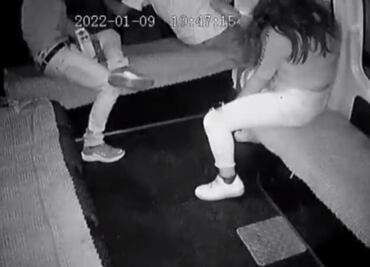 “Ya te la sabes, ¿chido?”; sujetos asaltan a chofer de combi en Toreo