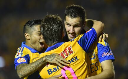Tigres derrota 2-1 a Pachuca