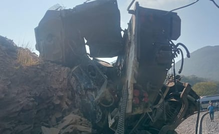 "El tren venía muy fuerte, no sabemos si se quedó sin frenos"; pasajero narra momento del descarrilamiento del Tren Interoceánico