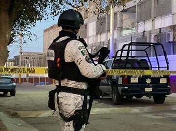 Asesinan a 3 hombres en Culiacán; sus cuerpos quedaron cerca de una secundaria y el estacionamiento de una clínica