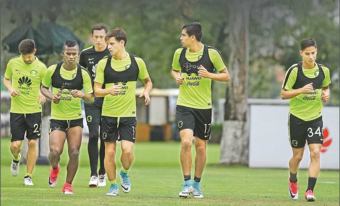 Los azulcremas entrenan y espera, la incorporación de Mateus; hoy será presentado. (IMAGO7)