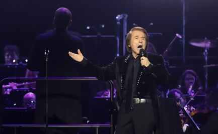 Raphael disfrutó estar "de nuevo en casa" y encantó a mexicanos con concierto