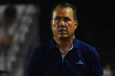 Efraín Flores volvería al Guadalajara