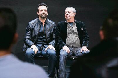 Pablo Perroni recibe ayuda de Bono y Gidi