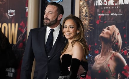 Jennifer Lopez y Ben Affleck, otra vez de tortolitos en la alfombra roja