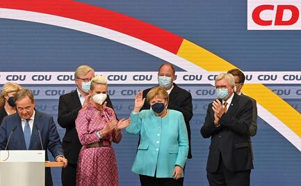 Partido de Merkel reconoce "pérdidas amargas" en elecciones alemanas
