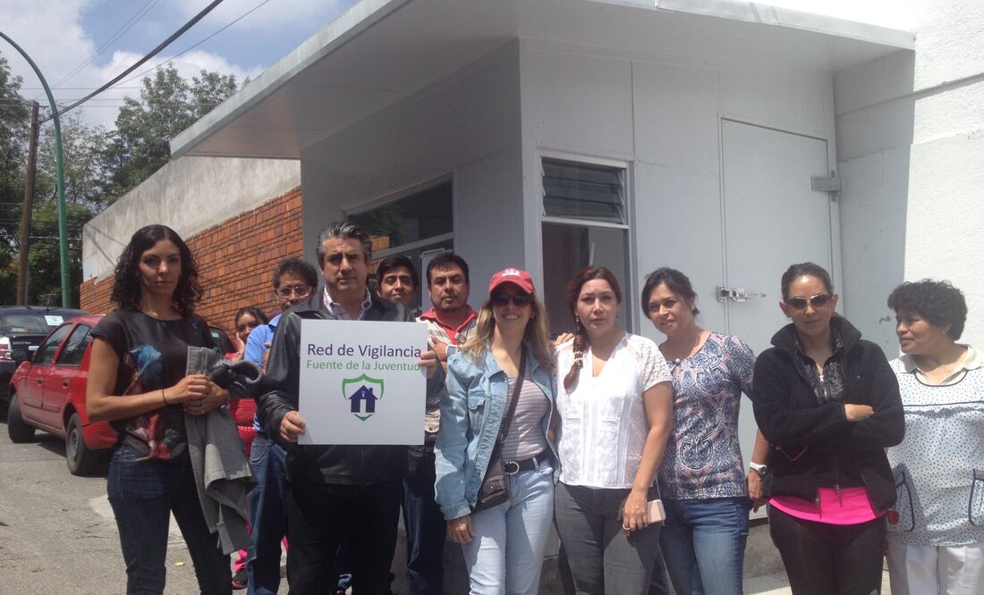 Habitantes de Fuentes de La Juventud se oponen a la demolición de una caseta de vigilancia (Foto: Rebeca Jimenez / EL UNIVERSAL)