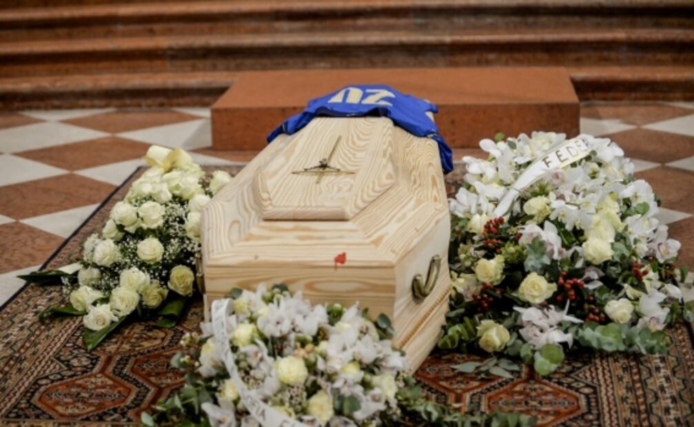 Así fue el último adiós a Paolo Rossi