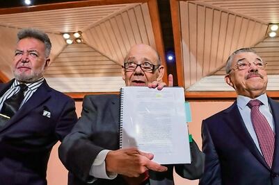 Concluye UNAM informe sobre tesis