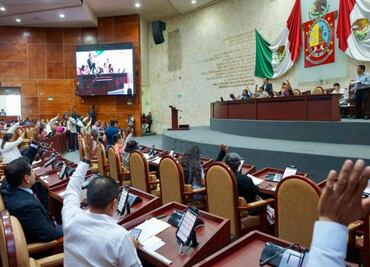 Congreso de Oaxaca aprueba más de 16.9 mil mdp para reestructurar deuda pública