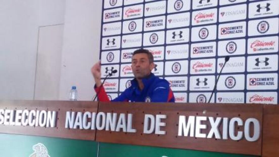 Cruz Azul es y siempre será un equipo comprador: Pedro Caixinha