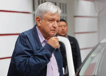 AMLO revisa proyectos del Nuevo Aeropuerto y tren del Istmo
